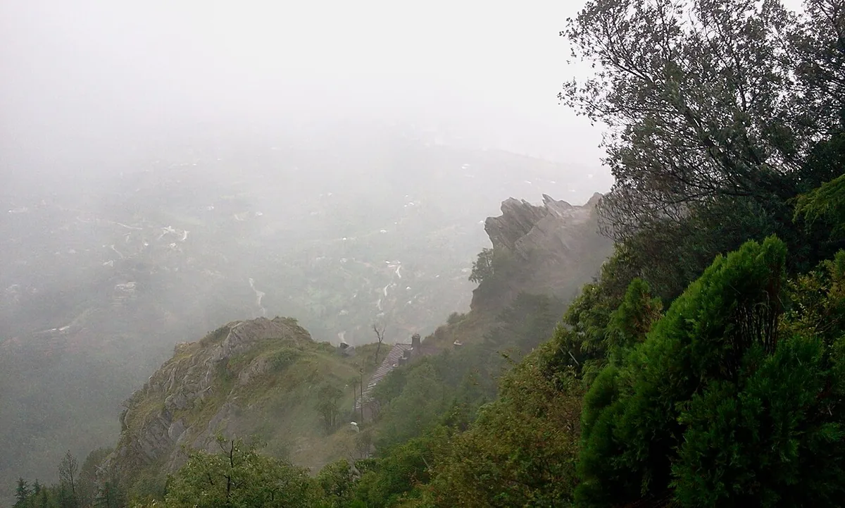 Chauli Ki Jali cliffs at Mukteshwar, Uttarakhand